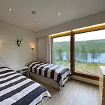 Villa Scandi House *