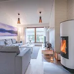 Villa Scandi House *