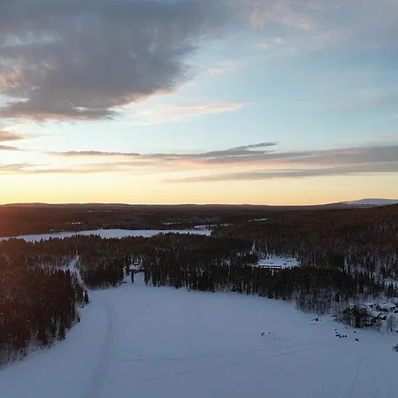 ヴィラ Scandi House レヴィ