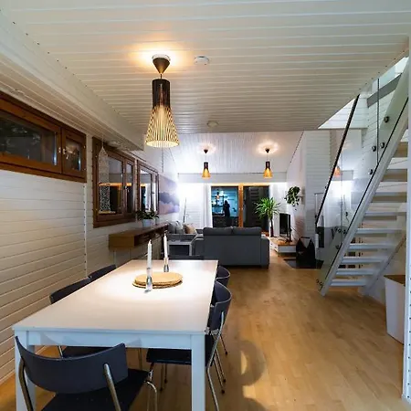 Scandi House ヴィラ *