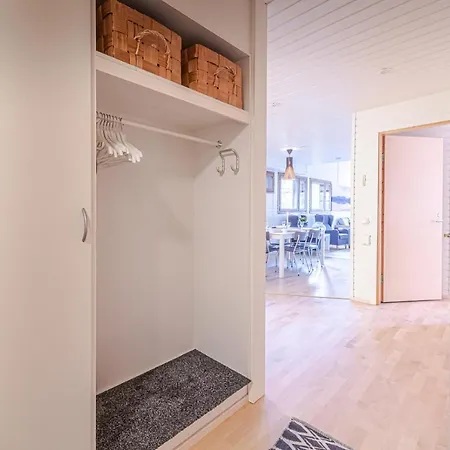 别墅 Scandi House 列维