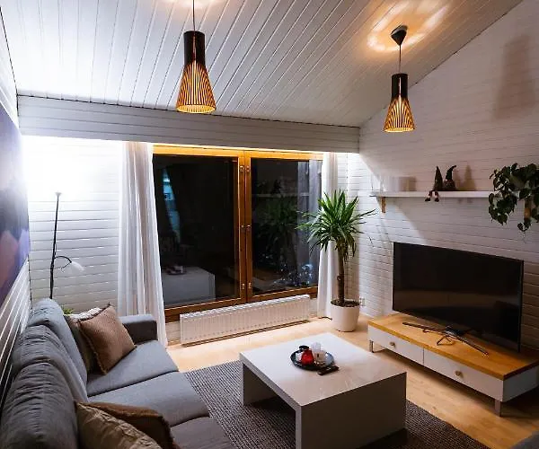 Villa Scandi House *